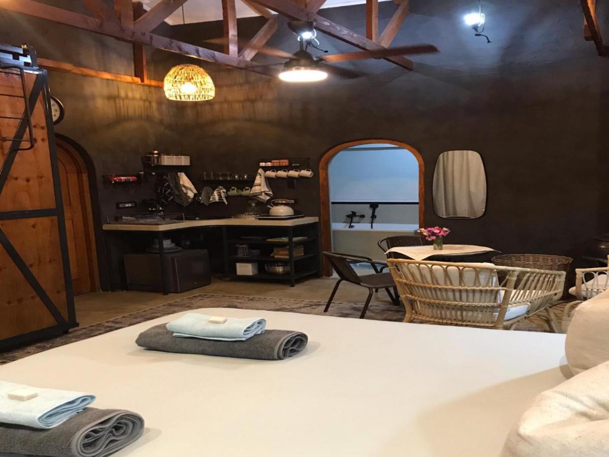 Hannah'S Haven Studio Deluxe - No Loadshedding Daire Beaufort West Dış mekan fotoğraf